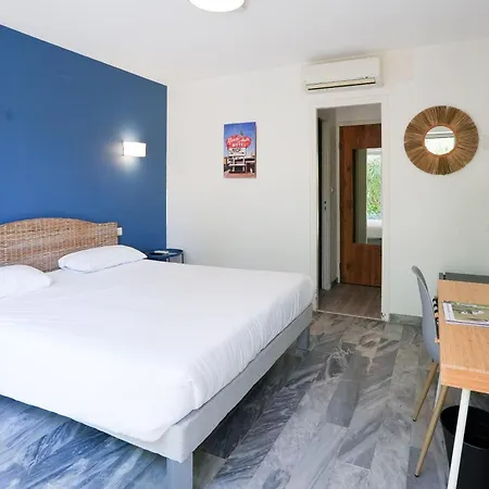 Amerique Hotel